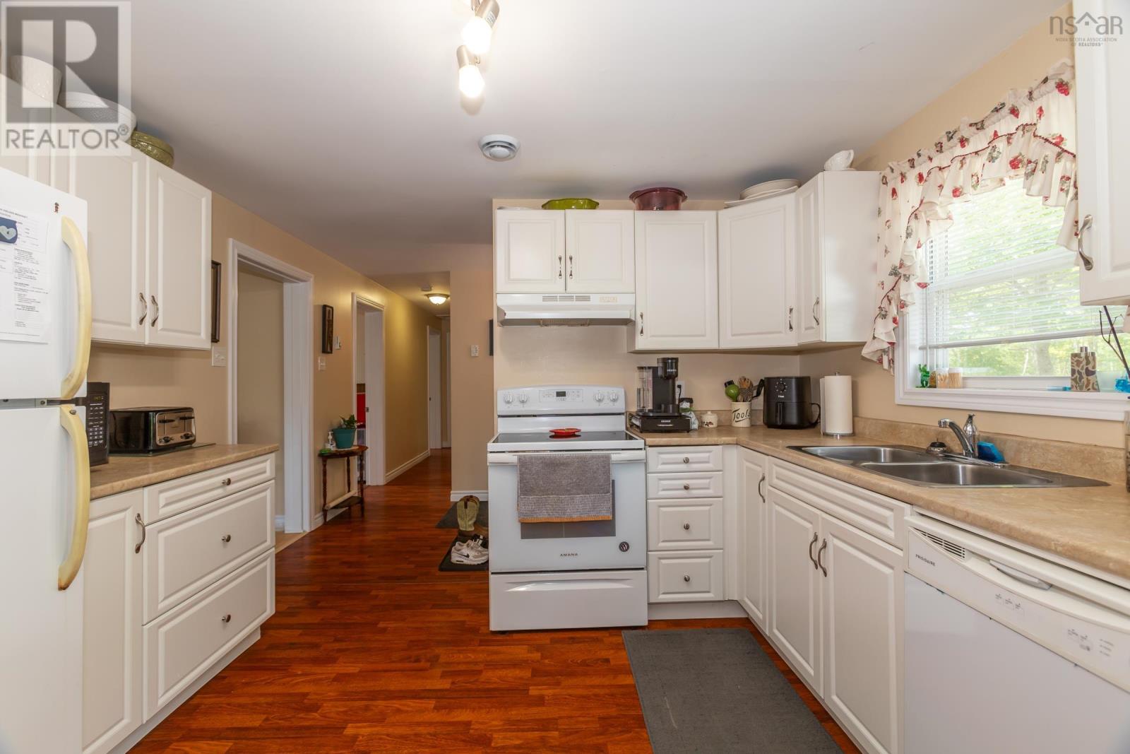 1 Pinecrest Drive, Middleton, Nova Scotia  B0S 1P0 - Photo 18 - 202520110