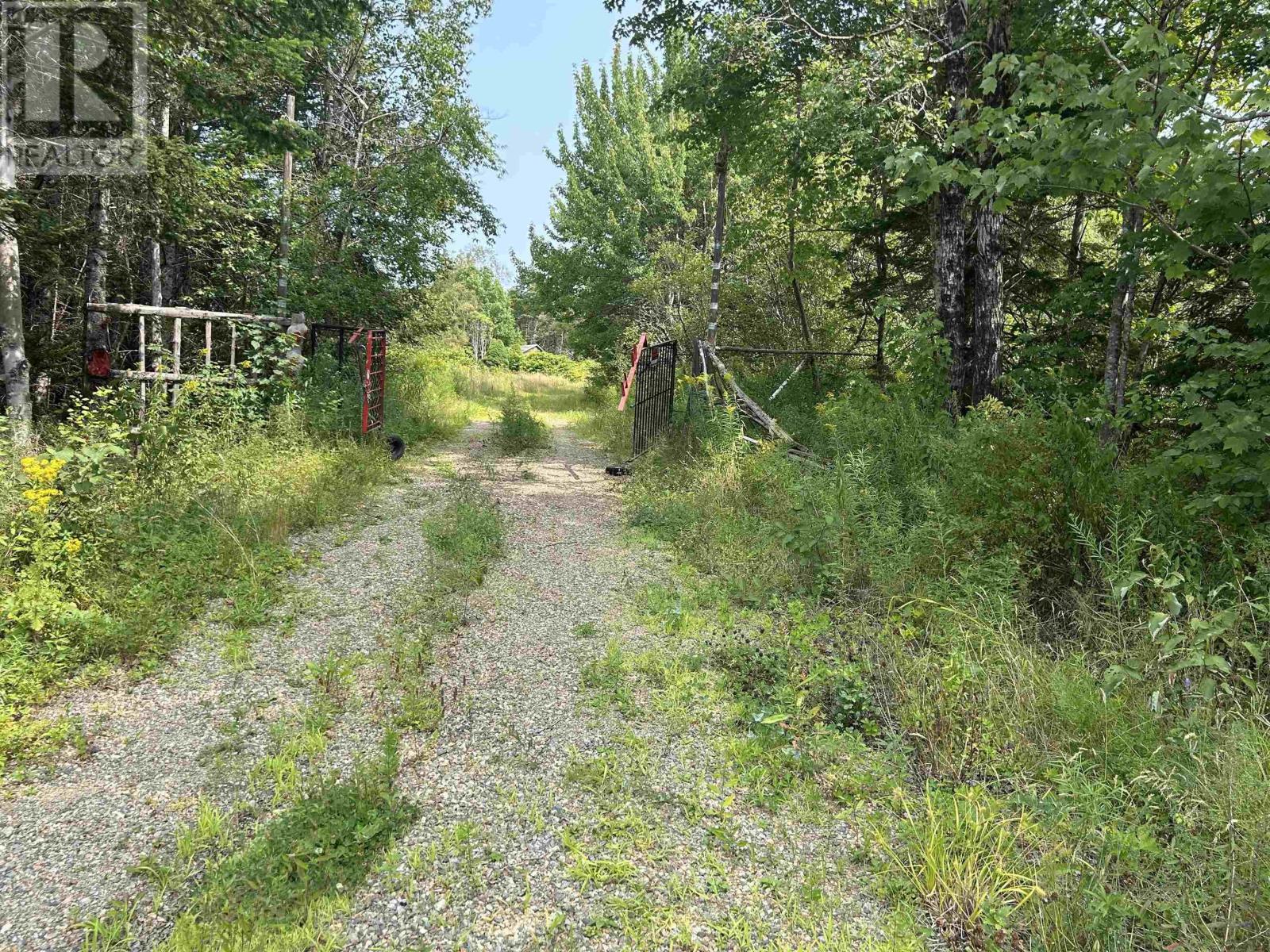 17 Hendsbee Road, Eight Island Lake, Nova Scotia  B0H 1M0 - Photo 3 - 202520163