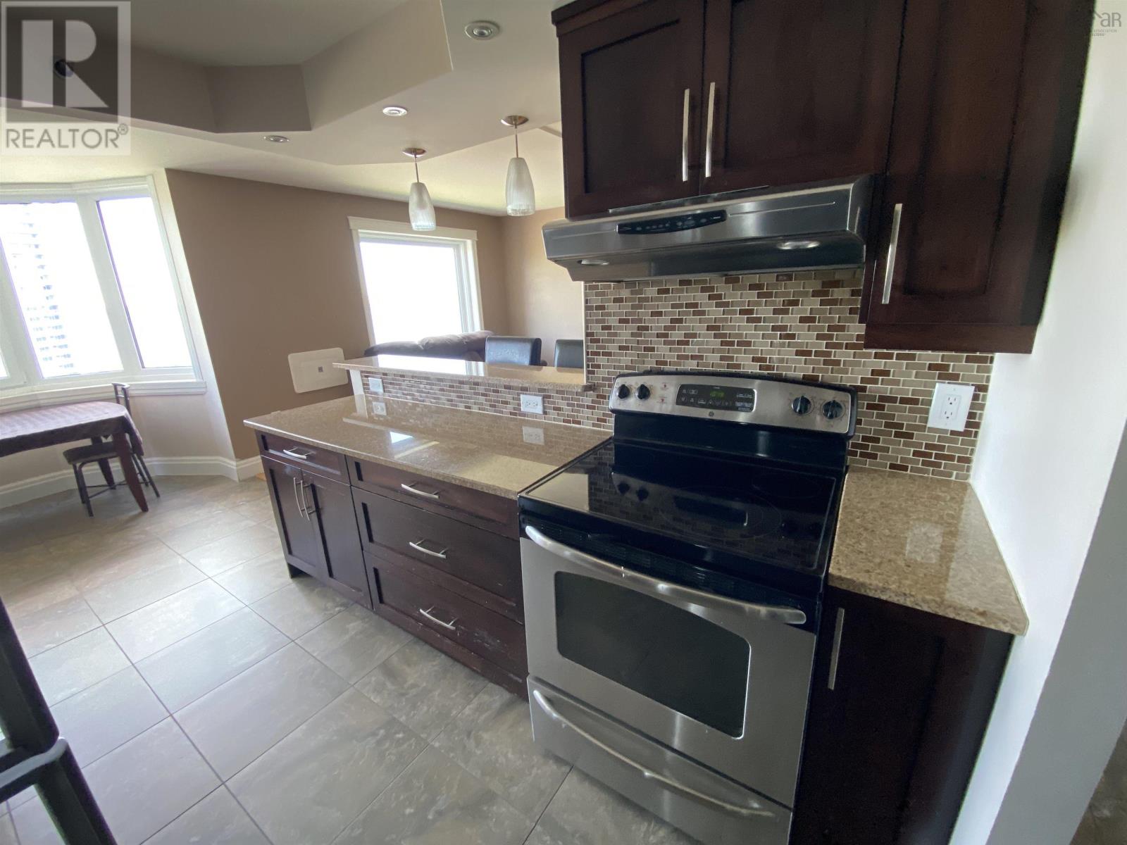 619 45 Vimy Avenue, Halifax, Nova Scotia  B3M 4C5 - Photo 11 - 202520166