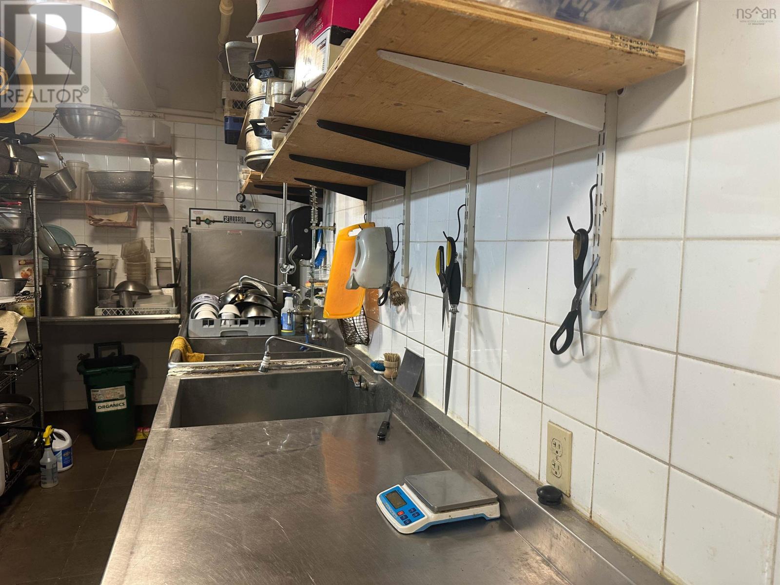 5234 Blowers Street, Halifax, Nova Scotia  B3A 1J7 - Photo 14 - 202520226