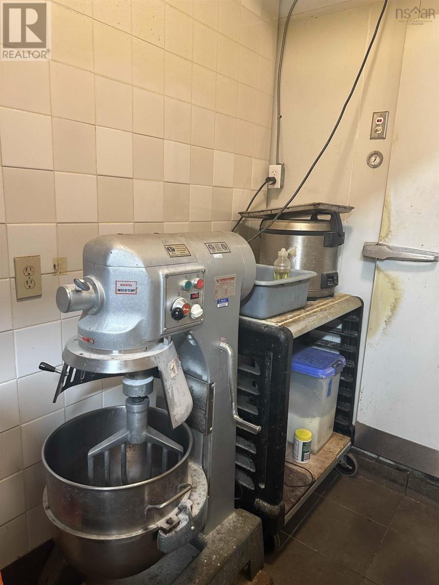 5234 Blowers Street, Halifax, Nova Scotia  B3A 1J7 - Photo 15 - 202520226