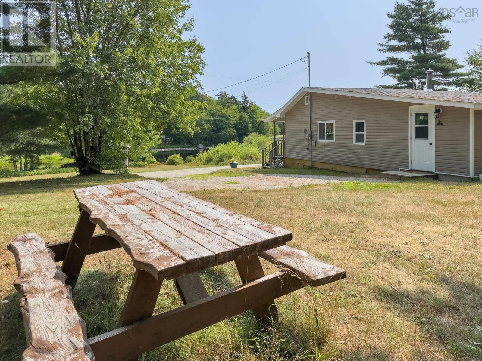 545 Depot Road, East Kemptville, Nova Scotia  B5A 5P7 - Photo 9 - 202520253