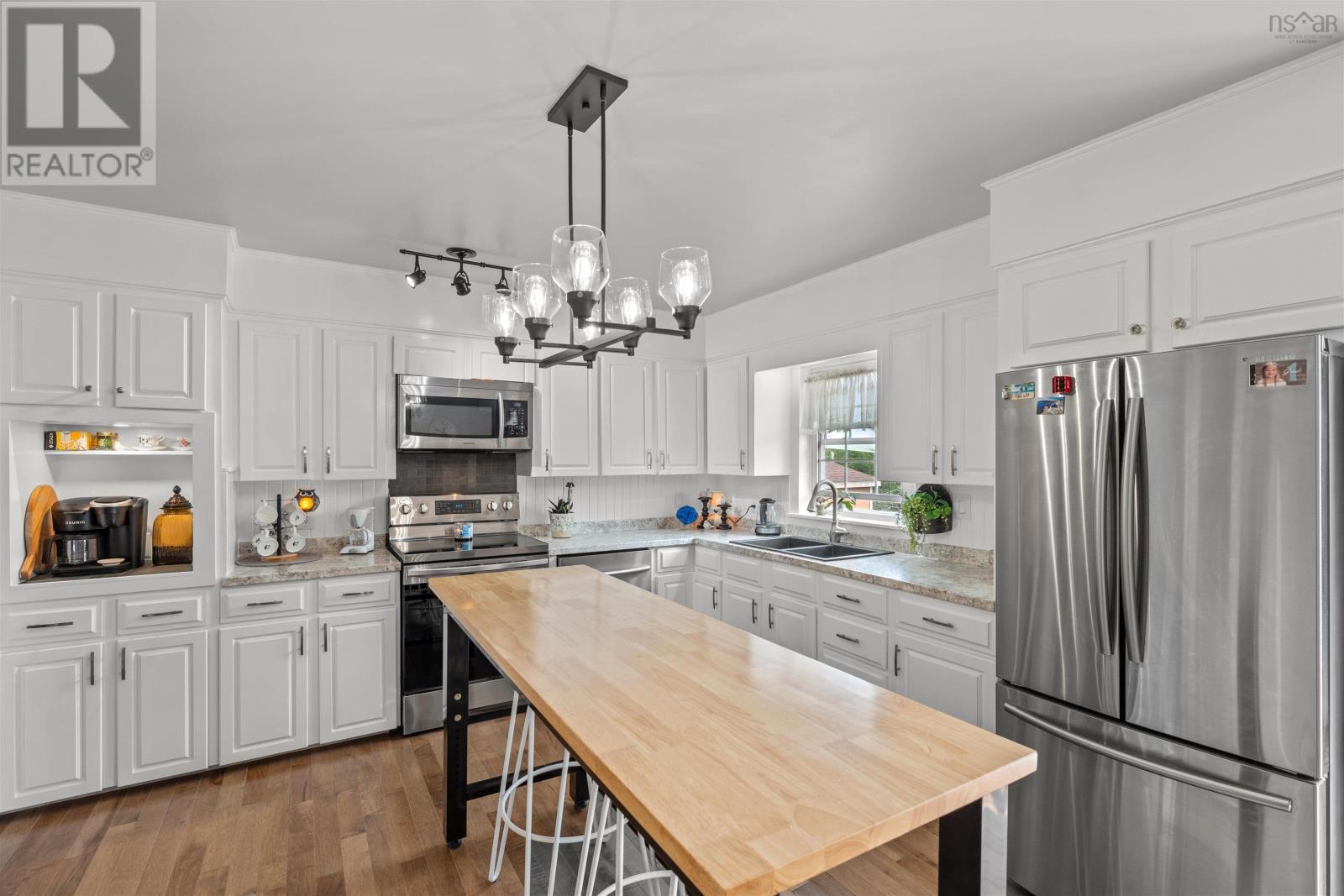 94 King Street, Digby, Nova Scotia  B0V 1A0 - Photo 3 - 202520355