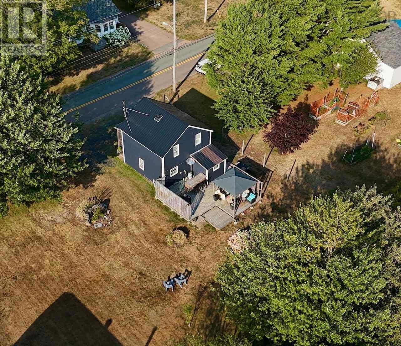 280 Two Island Road, Parrsboro, Nova Scotia  B0M 1S0 - Photo 5 - 202520368