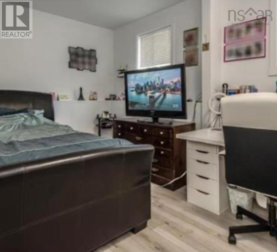 157-159 Crown Drive, Fairmount, Nova Scotia  B3N 1L2 - Photo 6 - 202520409