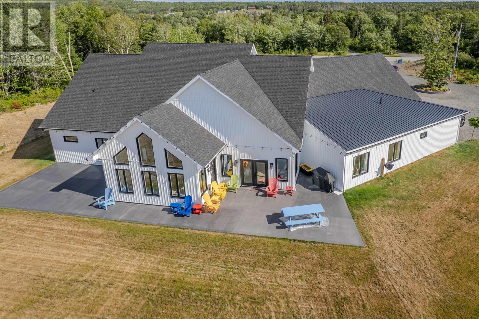 377 Shieling Drive, Marion Bridge, Nova Scotia  B1K 0B3 - Photo 4 - 202520492