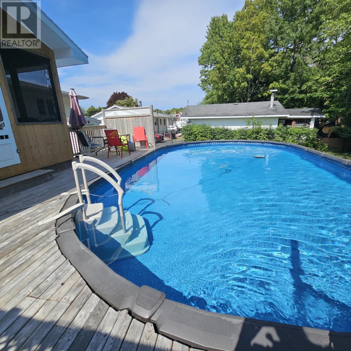 37 Stacey Avenue, North Sydney, Nova Scotia  B2A 3P3 - Photo 5 - 202520766