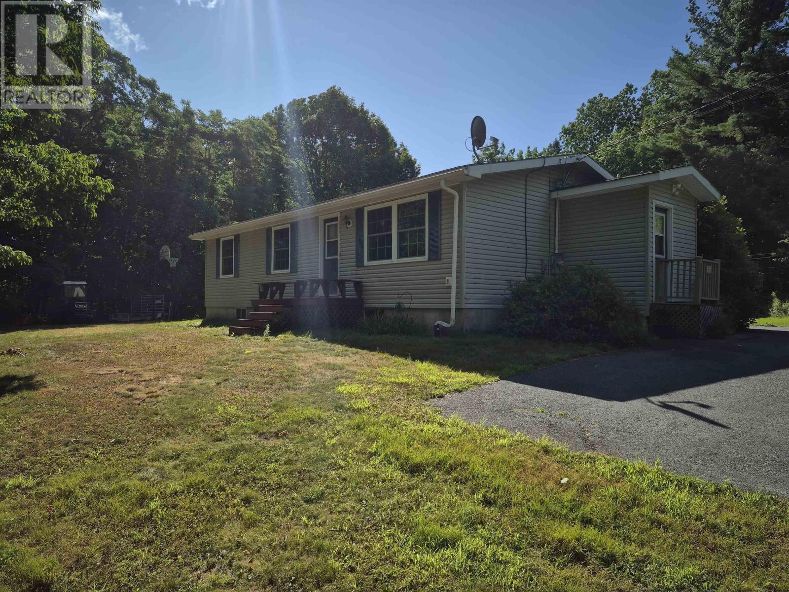 1815 Northwest Road, Blockhouse, Nova Scotia  B0J 1E0 - Photo 3 - 202520945