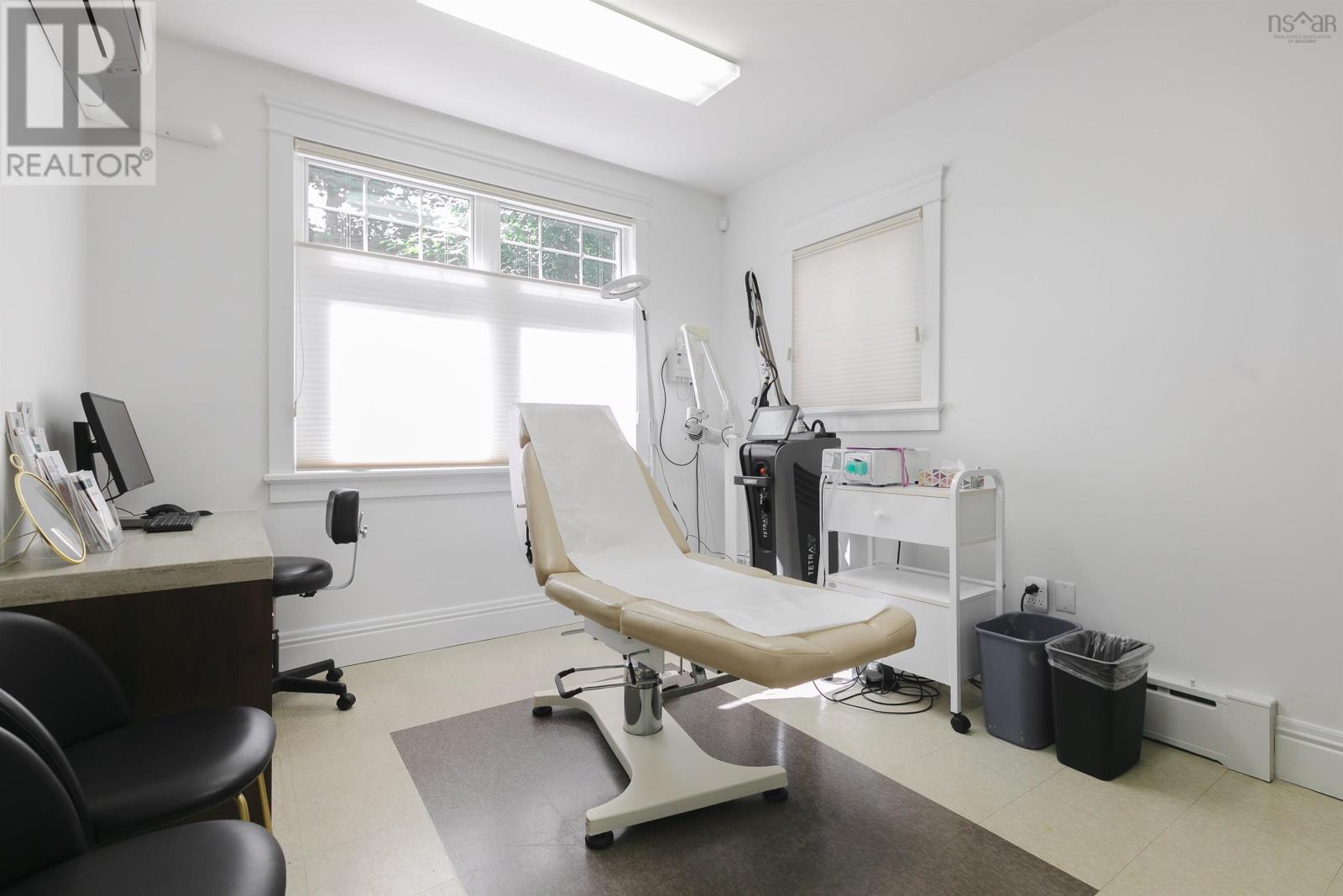 6088 Coburg Road, Halifax, Nova Scotia  B3H 1Z4 - Photo 23 - 202521020