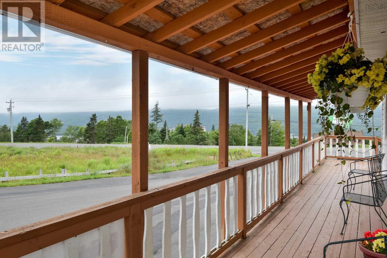 785 105 Highway, Boularderie East, Nova Scotia  B1X 1J6 - Photo 26 - 202521229