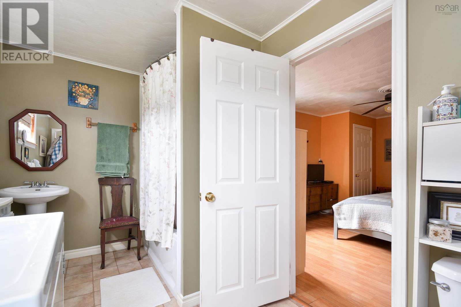 785 105 Highway, Boularderie East, Nova Scotia  B1X 1J6 - Photo 12 - 202521230