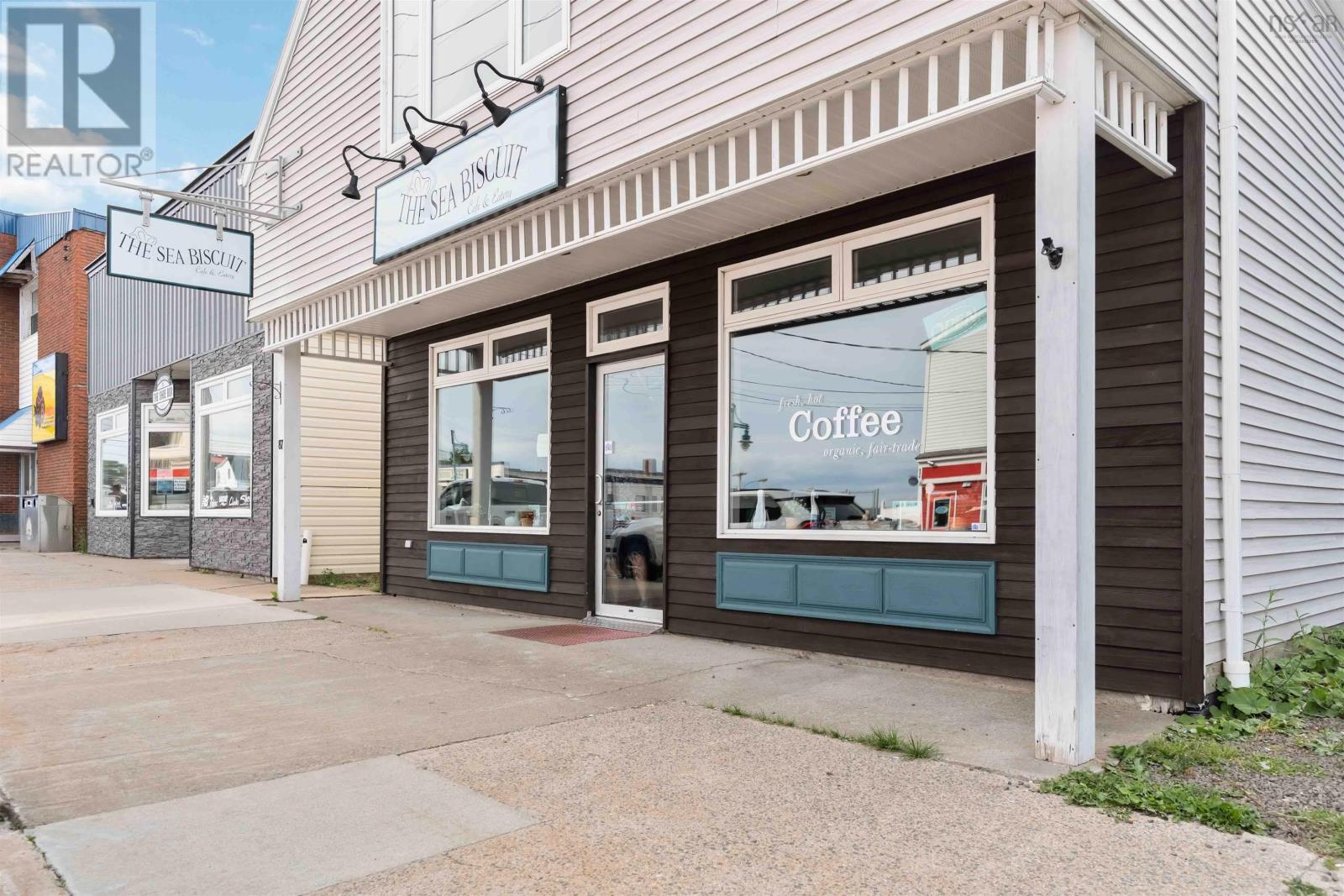 87 Water Street, Digby, Nova Scotia  B0V 1A0 - Photo 2 - 202521354