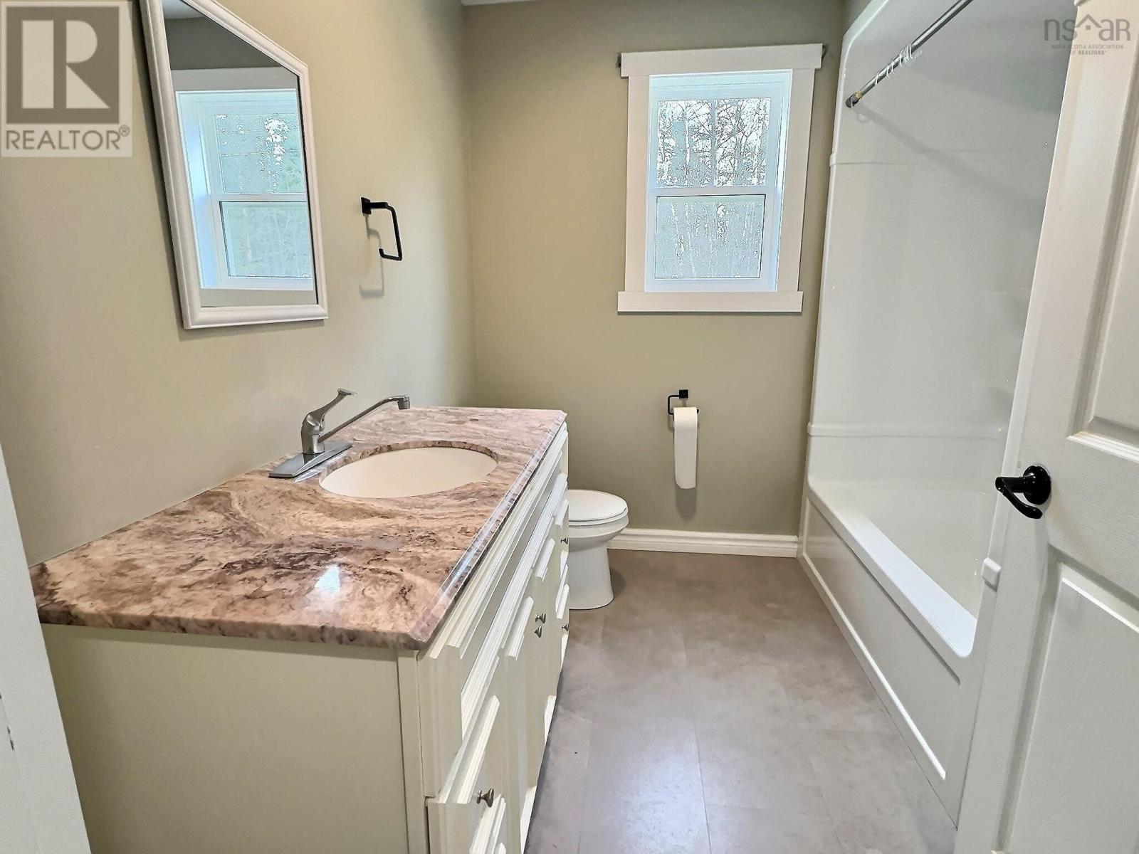 530 Sunset Avenue, Oxford, Nova Scotia  B0M 1P0 - Photo 7 - 202521435