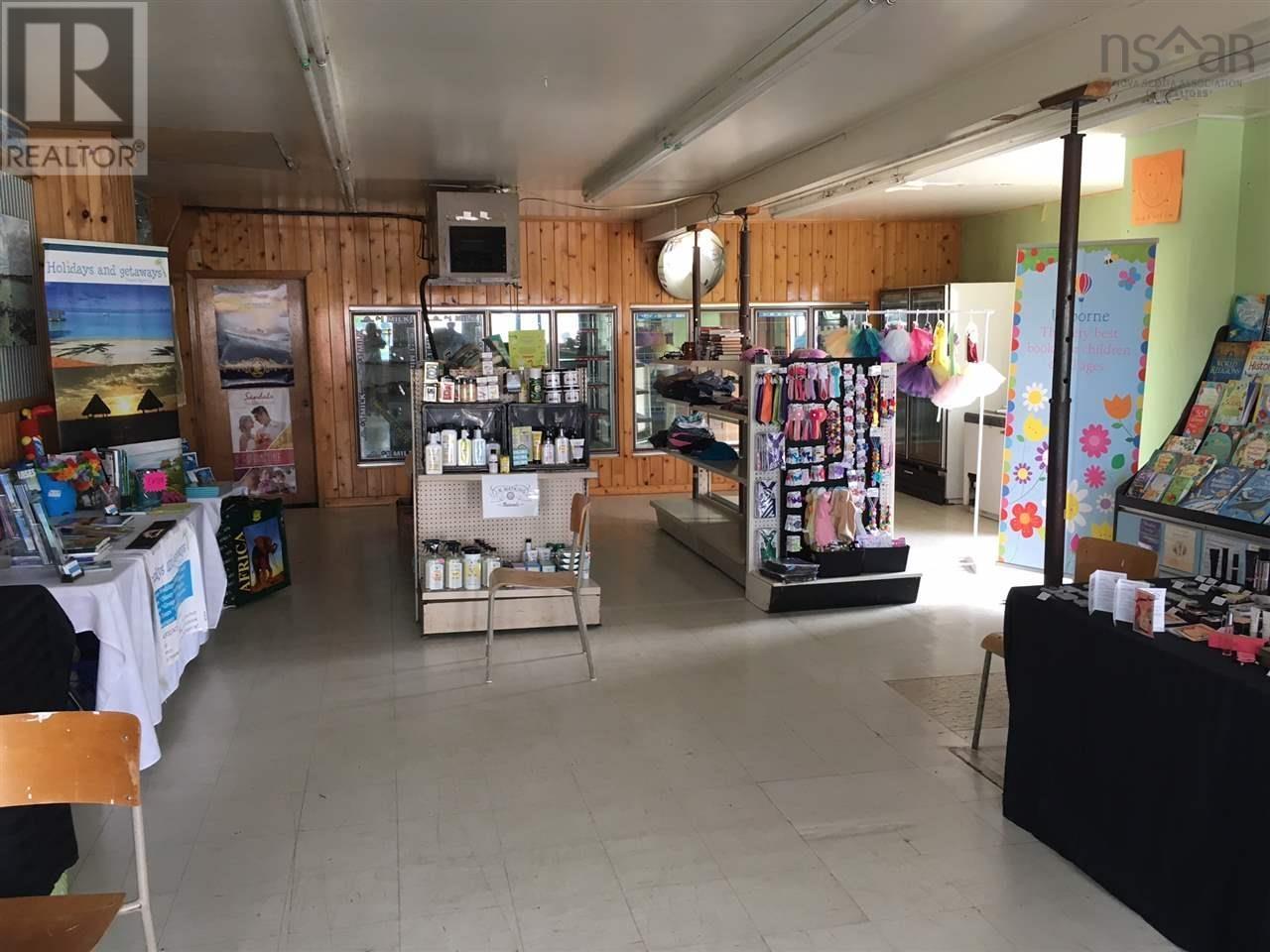 81 Main Street, Canso, Nova Scotia  B0H 1H0 - Photo 5 - 202521441