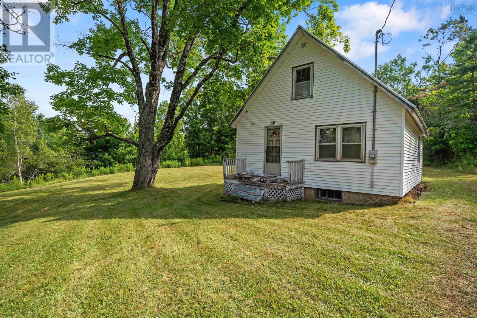 8860 Moose River Road, lindsay lake, Nova Scotia