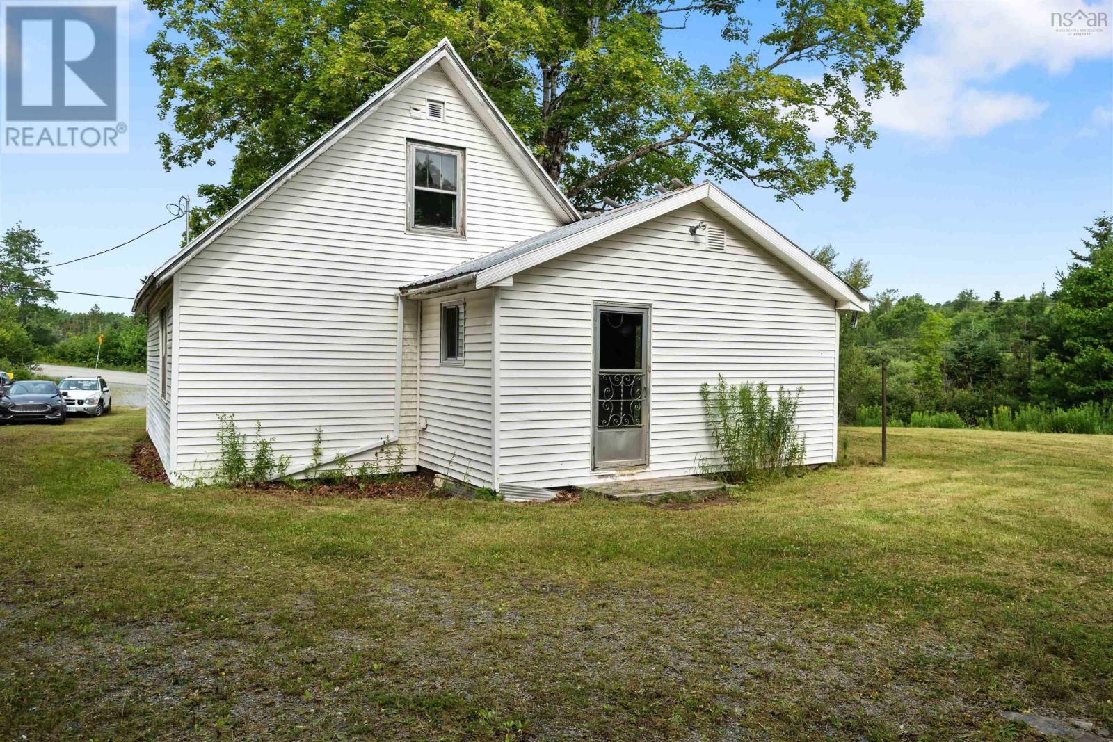 8860 Moose River Road, Lindsay Lake, Nova Scotia  B0N 1X0 - Photo 8 - 202521501
