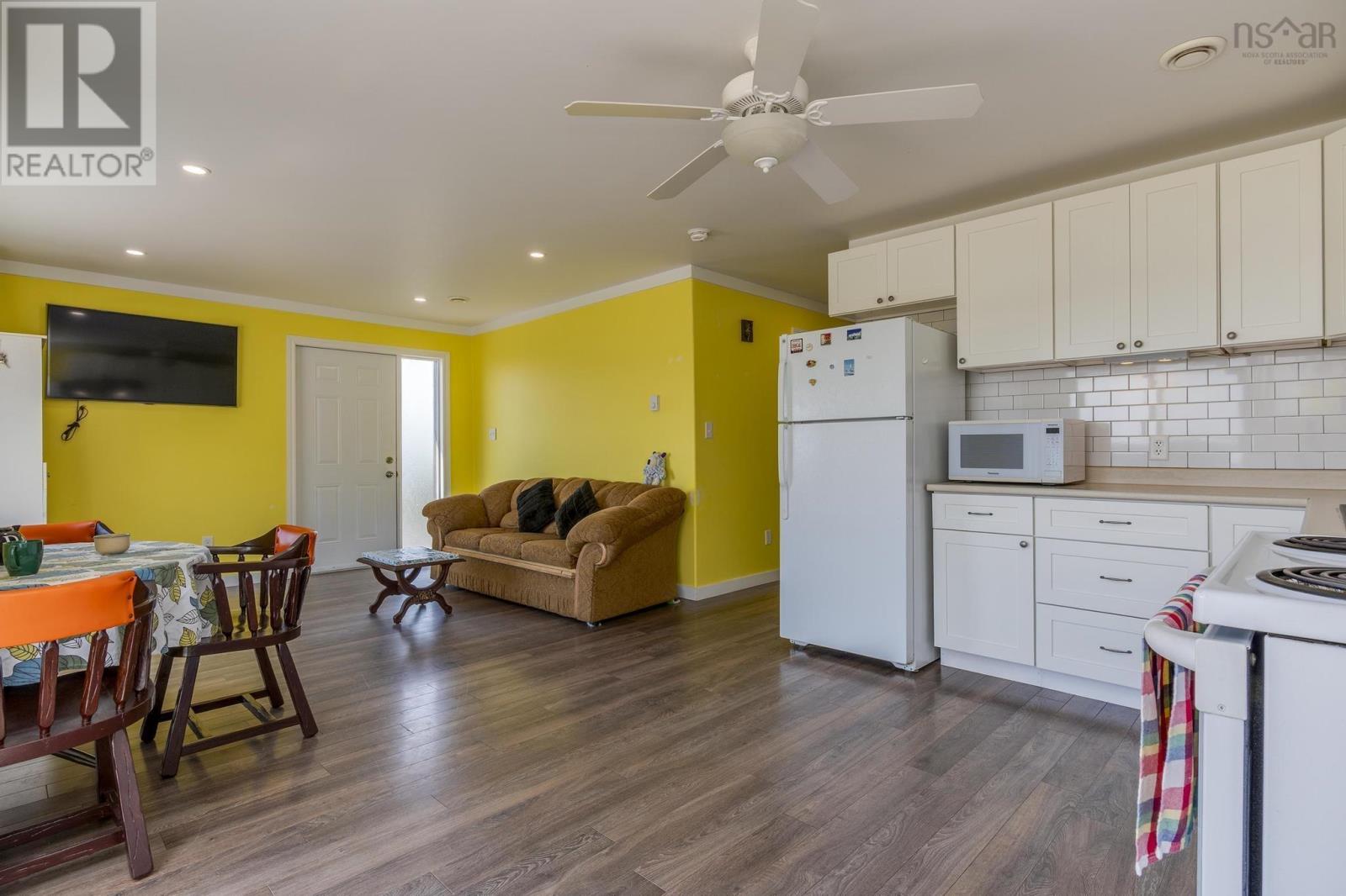 166 Hillside Drive, Boutiliers Point, Nova Scotia  B3Z 1W8 - Photo 13 - 202521594