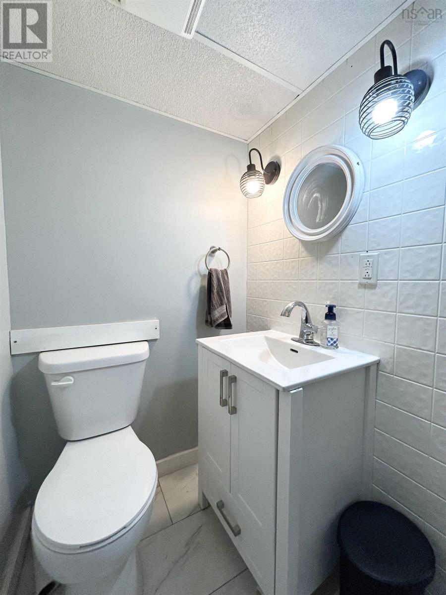 8 Smith Avenue, Springhill, Nova Scotia  B0M 1X0 - Photo 24 - 202521644