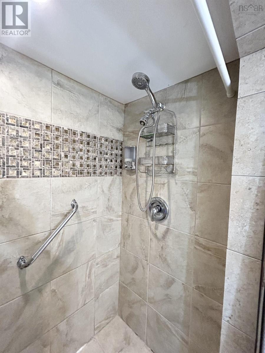 8 Smith Avenue, Springhill, Nova Scotia  B0M 1X0 - Photo 25 - 202521644