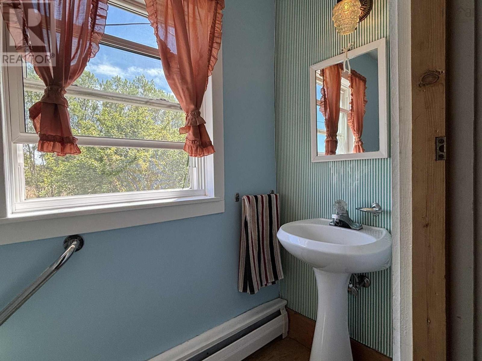 328 Patrice Road, Church Point, Nova Scotia  B0W 1M0 - Photo 16 - 202521869