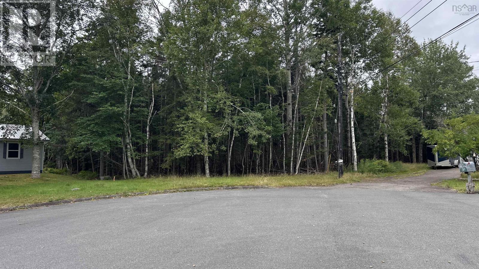 81a First Court, Valley, Nova Scotia  B6L 2G7 - Photo 2 - 202521873