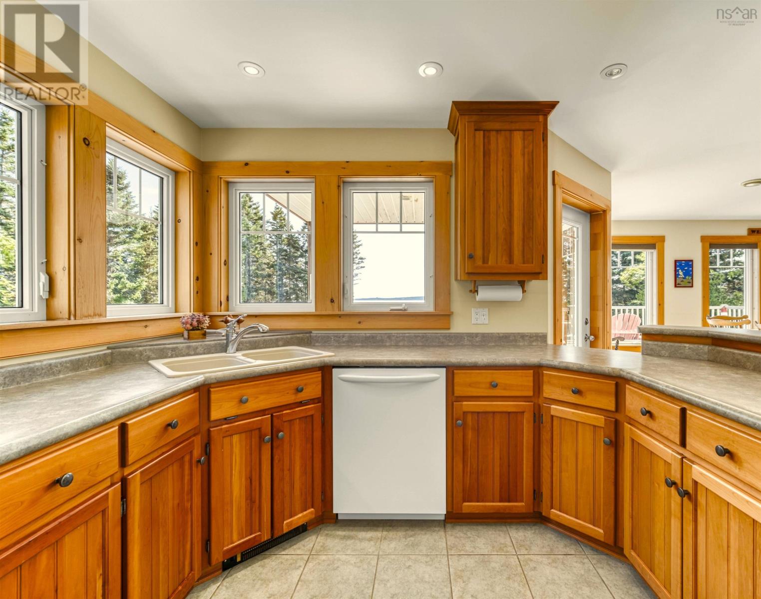 20 Pierce Point Road, Western Head, Nova Scotia  B0T 1K0 - Photo 15 - 202521985