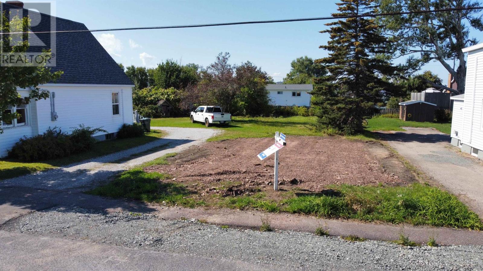 123 Brookland Street, Glace Bay, Nova Scotia  B1A 1N4 - Photo 3 - 202522022