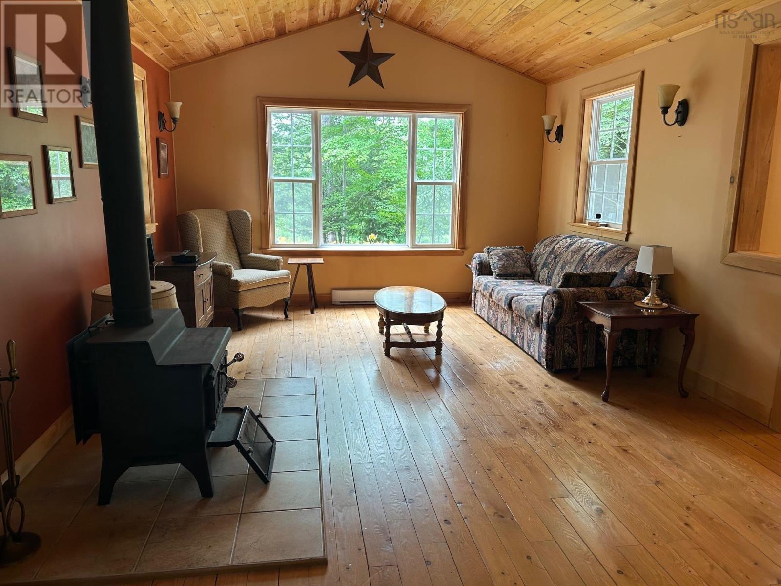 283 Brandy Lane, North River, Nova Scotia  B0R 1E0 - Photo 10 - 202522054