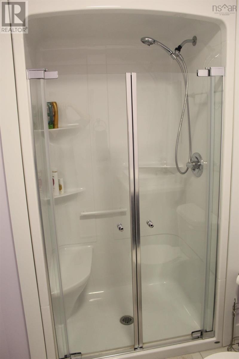 20 Trout Run, Halifax, Nova Scotia  B3R 0C4 - Photo 26 - 202522109