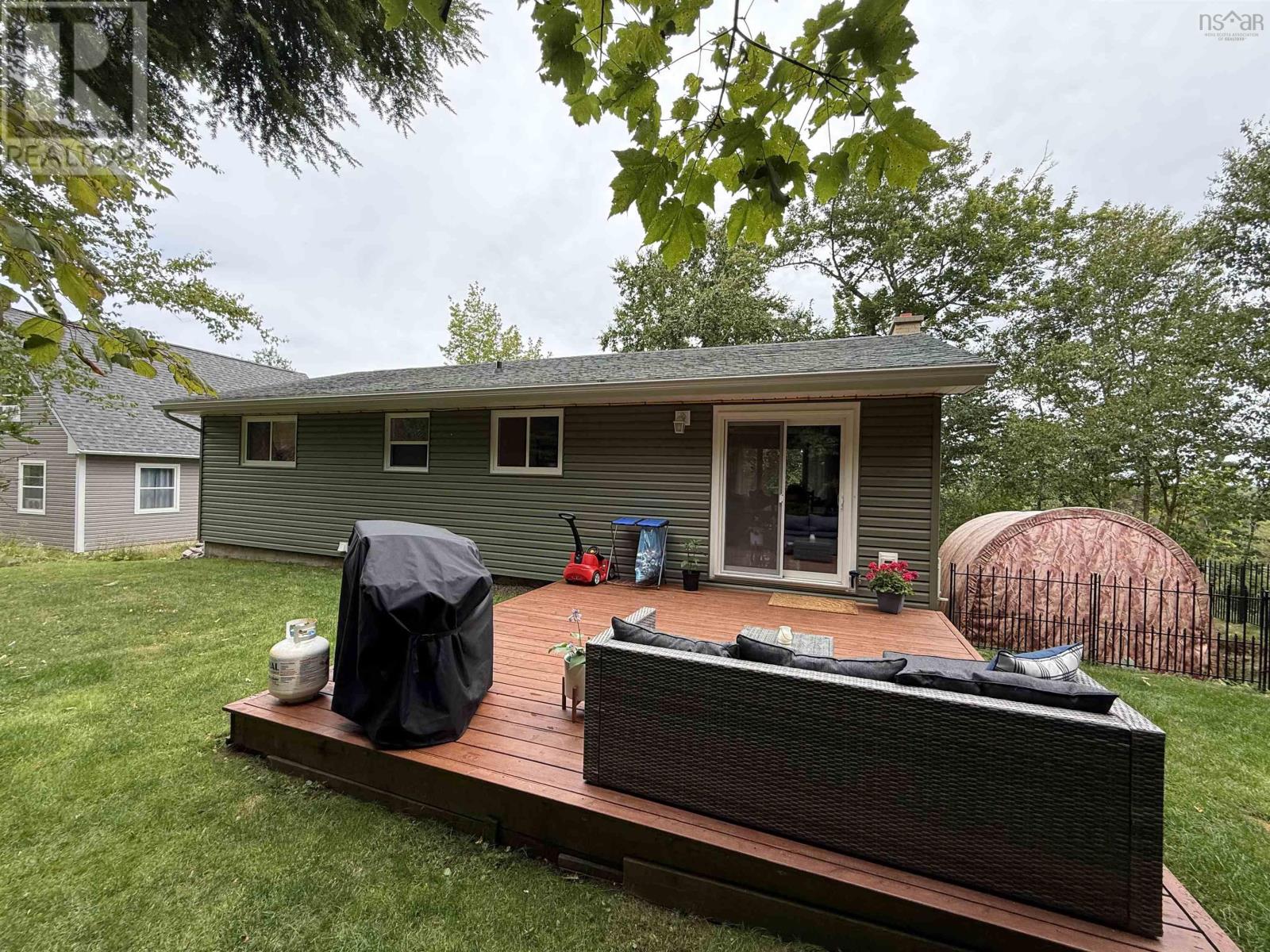 37 Echo Forest Drive, Lake Echo, Nova Scotia  B3E 1A2 - Photo 40 - 202522116