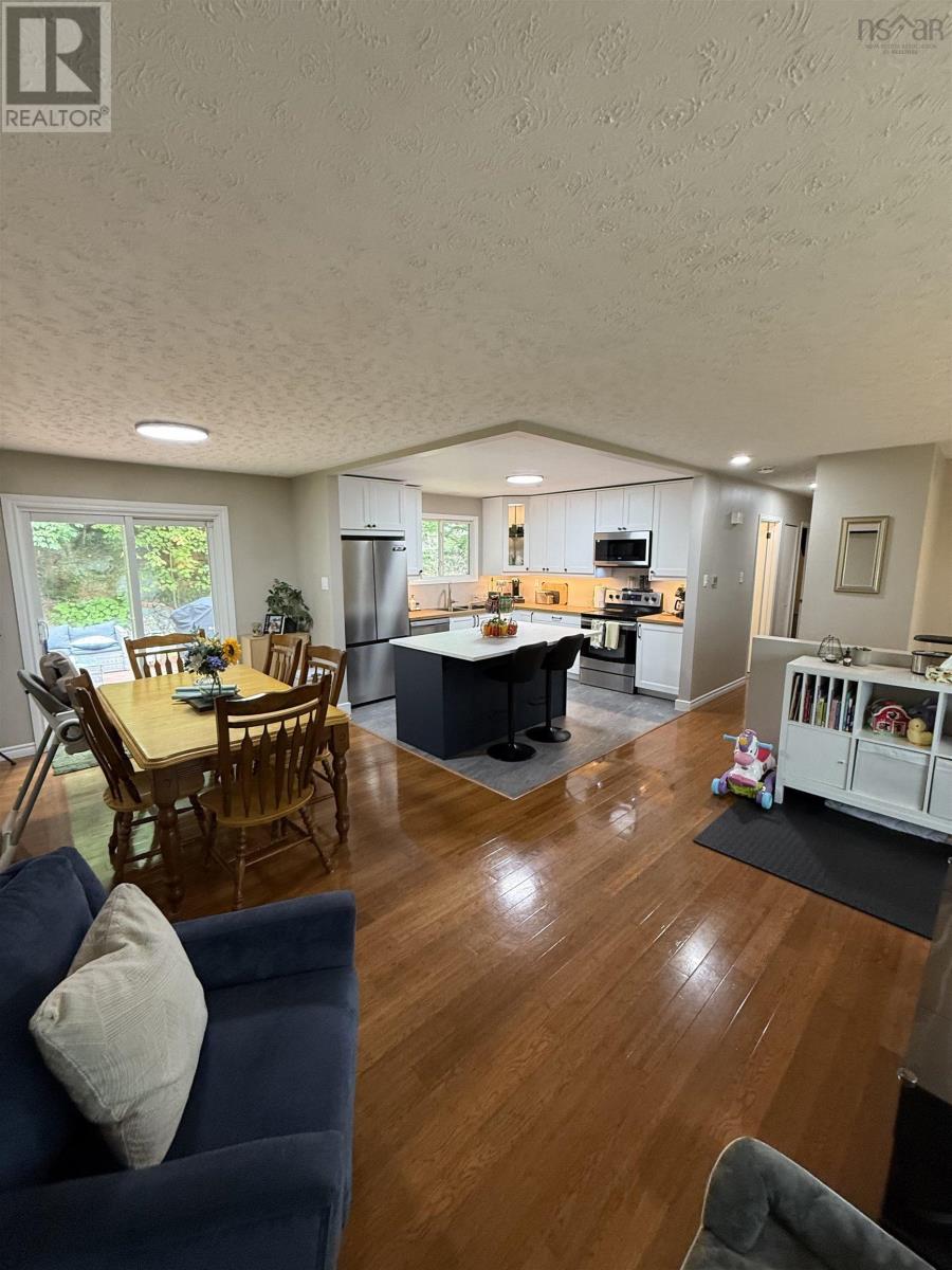 37 Echo Forest Drive, Lake Echo, Nova Scotia  B3E 1A2 - Photo 7 - 202522116