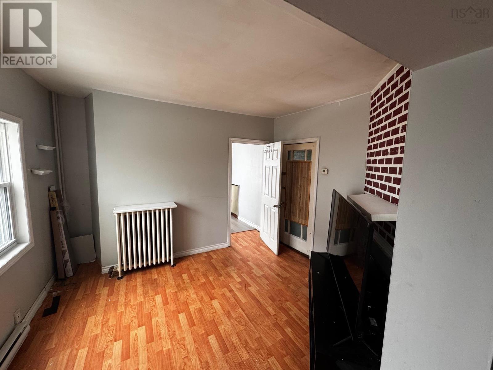 84 Intercolonial Street, Sydney, Nova Scotia  B1P 1S6 - Photo 7 - 202522260