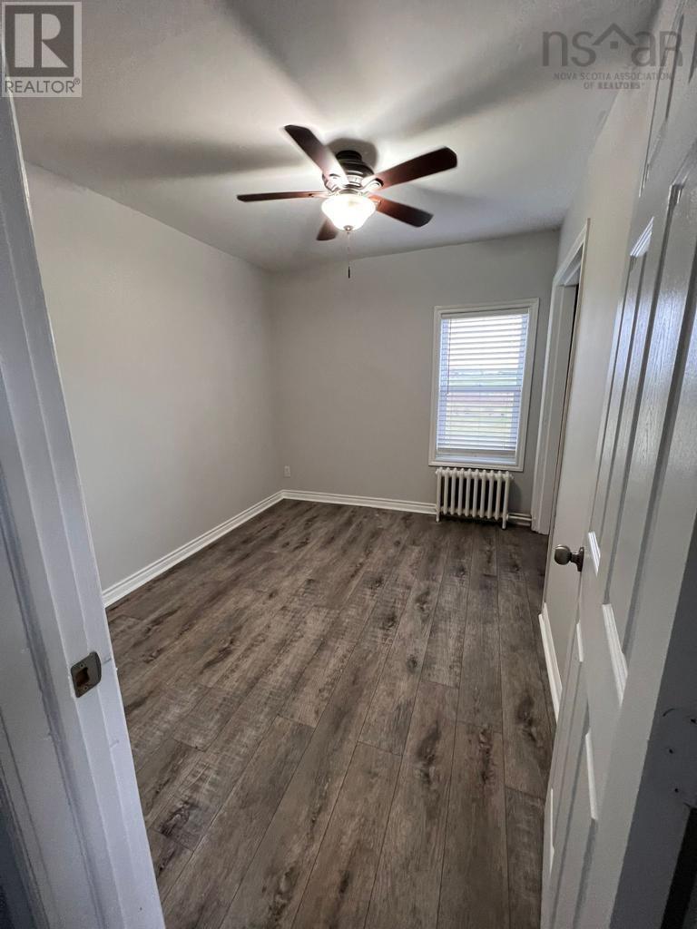 84 Intercolonial Street, Sydney, Nova Scotia  B1P 1S6 - Photo 14 - 202522261