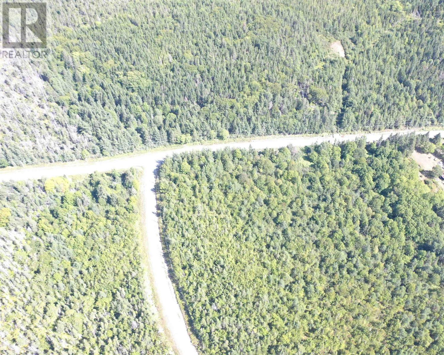 Blaze Road, The Banks Of Loch Lomond, Loch Lomond, Nova Scotia  B2E 1A4 - Photo 10 - 202522296