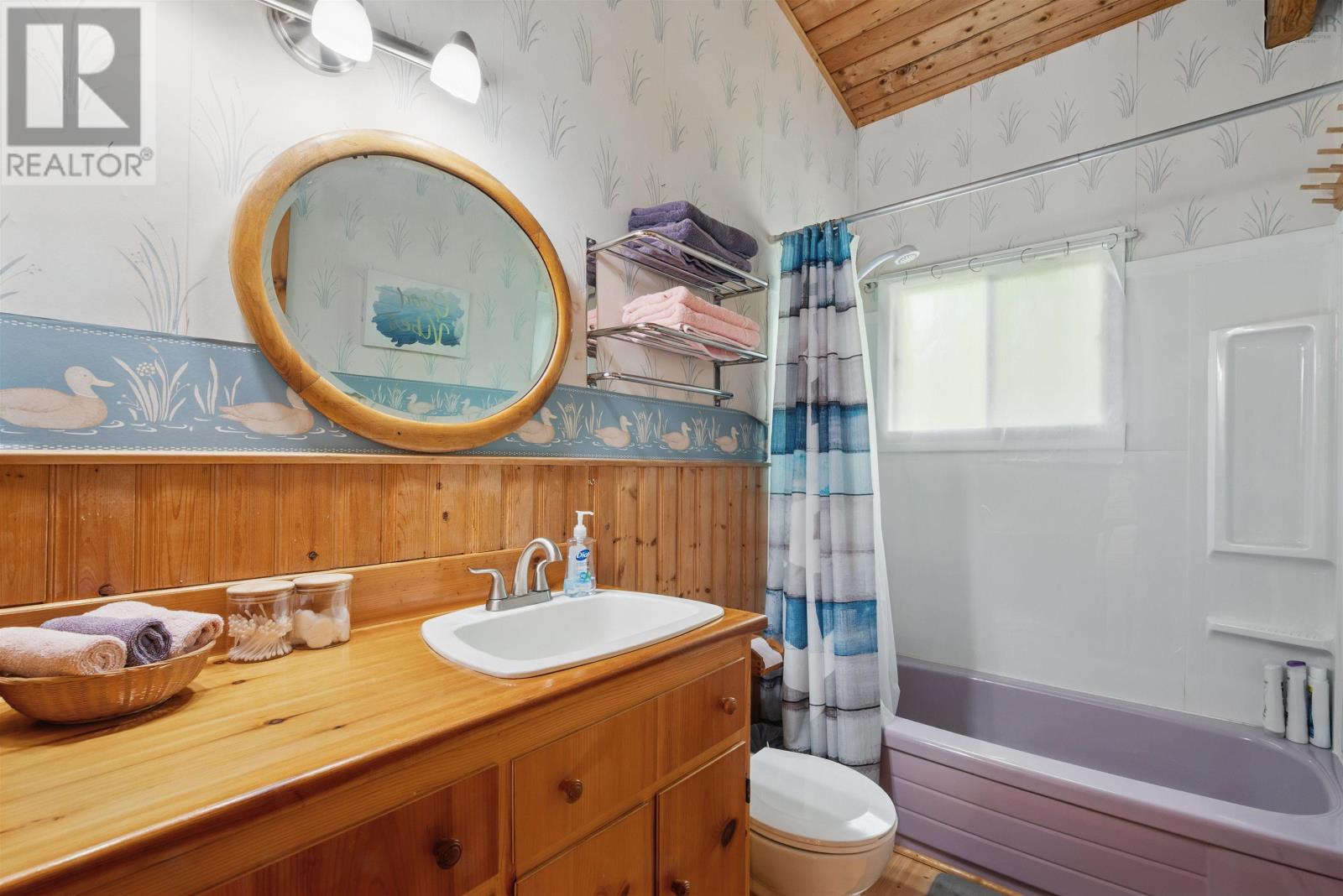 156 Lakewood Drive, Chester Grant, Nova Scotia  B0J 1K0 - Photo 32 - 202522368