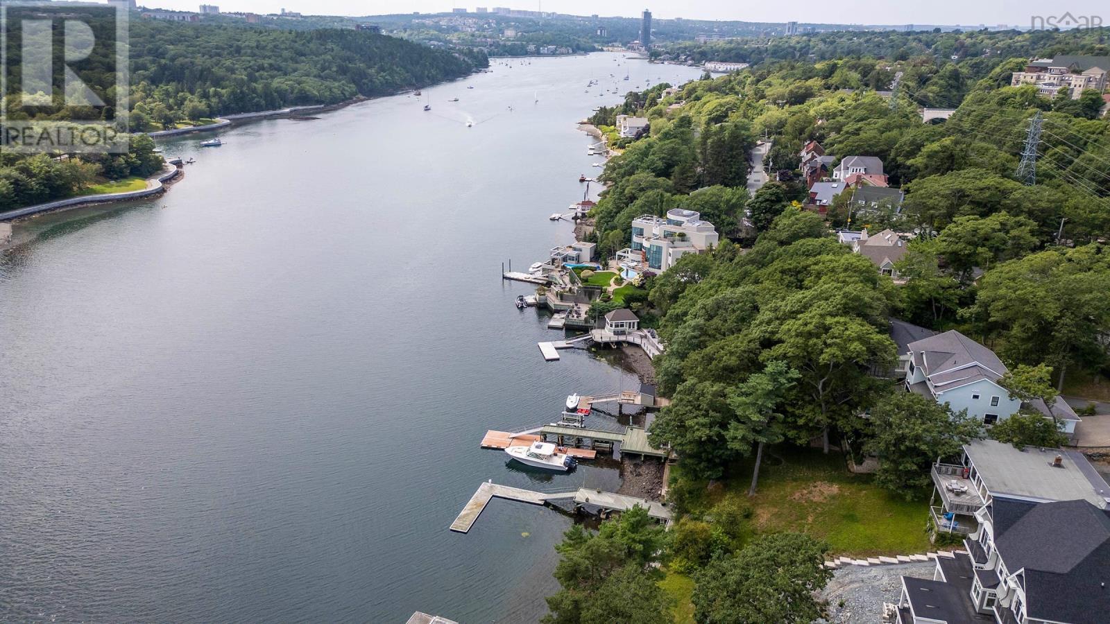 1084 Ridgewood Drive, Halifax, Nova Scotia  B3H 3Y4 - Photo 43 - 202522443