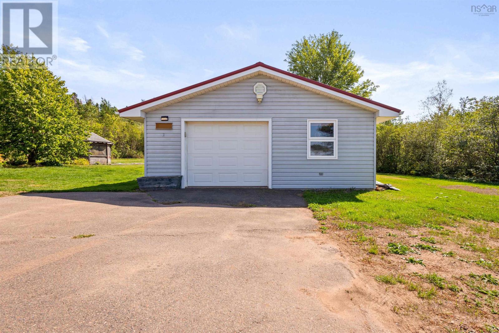 320 Main Street W, Stewiacke, Nova Scotia  B0N 2J0 - Photo 5 - 202522633