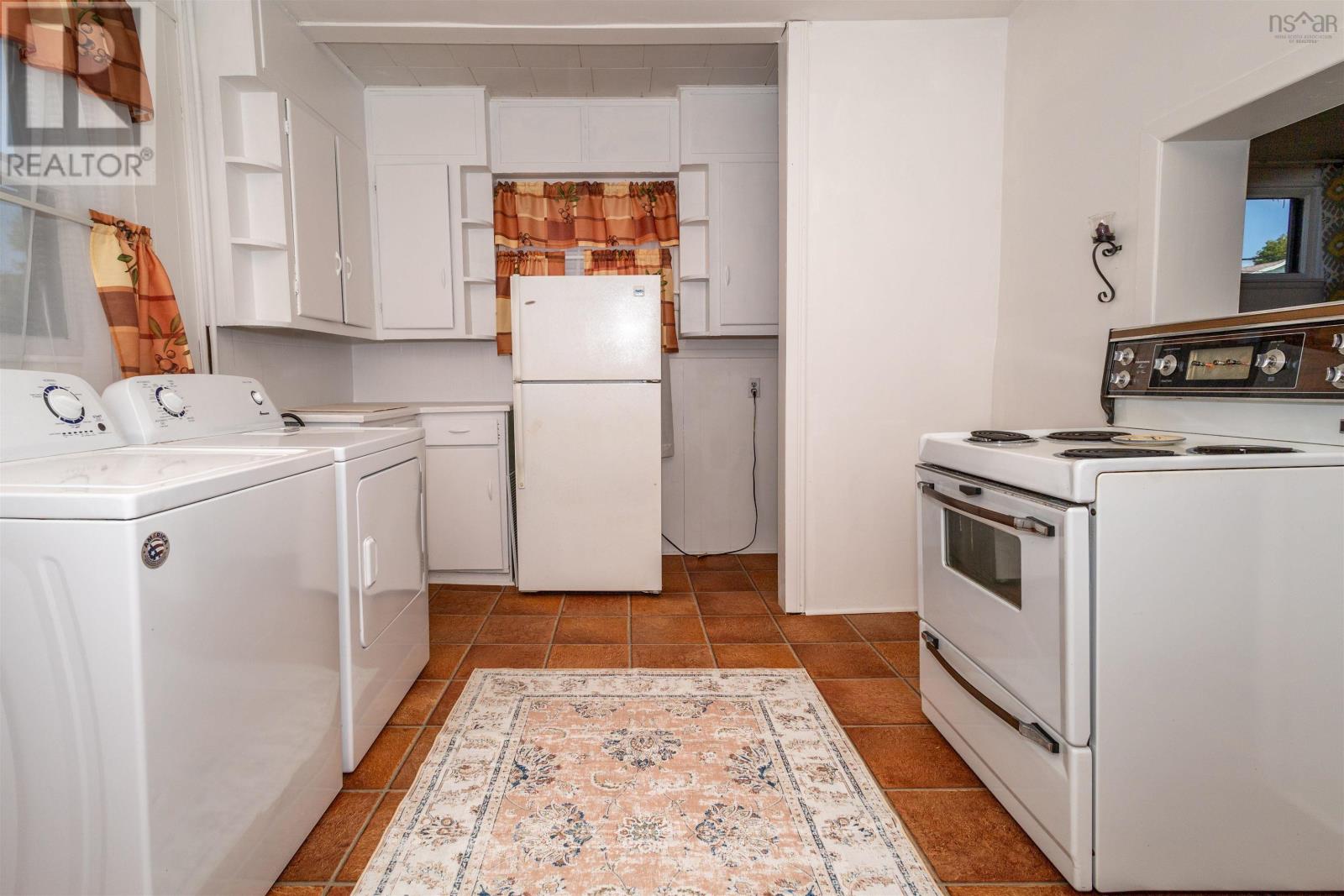 192-194 Gatacre Street, Sydney, Nova Scotia  B1N 1Z2 - Photo 22 - 202522640