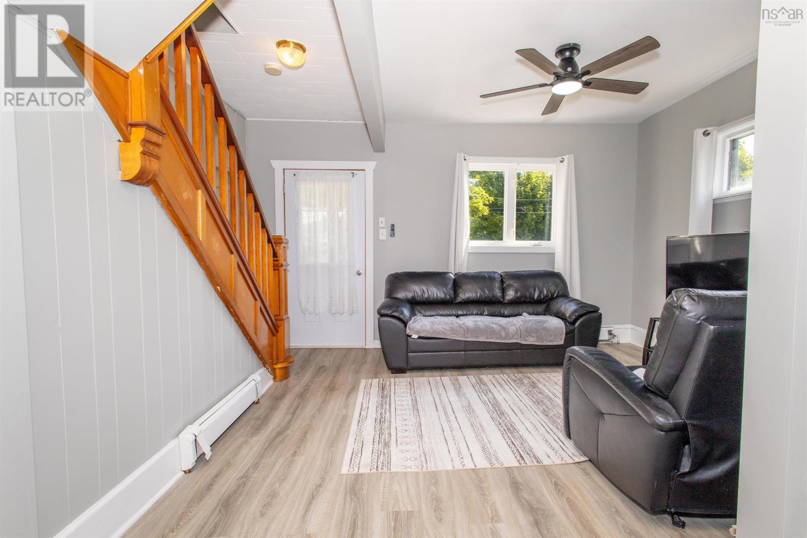 192-194 Gatacre Street, Sydney, Nova Scotia  B1N 1Z2 - Photo 7 - 202522640