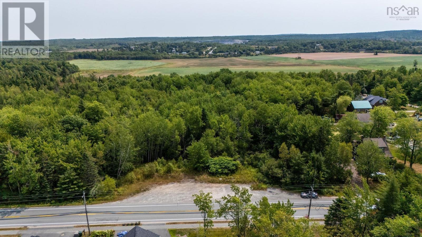 903 Highway 2, Elmsdale, Nova Scotia  B2S 1M1 - Photo 9 - 202522696