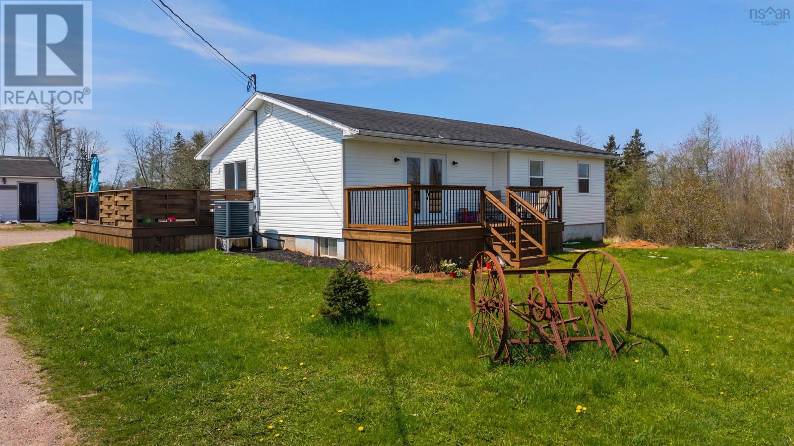 5786 Highway 2, Bass River, Nova Scotia  B0M 1B0 - Photo 2 - 202522714