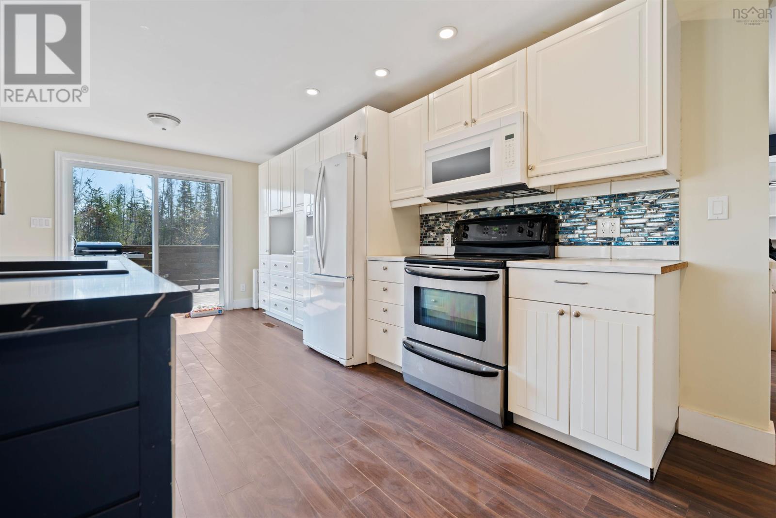 5786 Highway 2, Bass River, Nova Scotia  B0M 1B0 - Photo 9 - 202522714