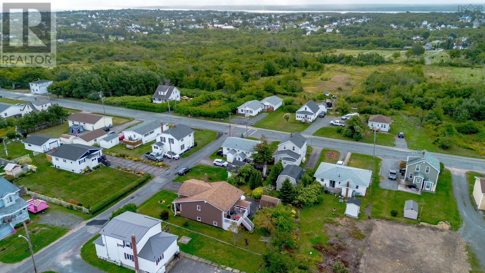 92 Highland Street, Glace Bay, Nova Scotia  B1A 2V1 - Photo 14 - 202522742