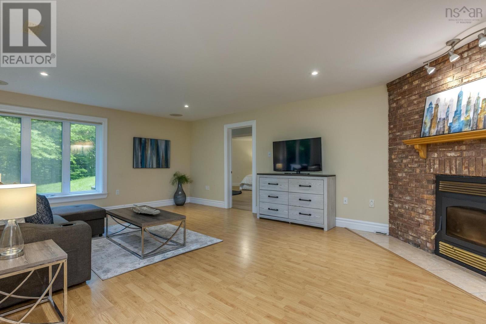 21 Long Lake Drive, Hammonds Plains, Nova Scotia  B4B 1K6 - Photo 35 - 202522747