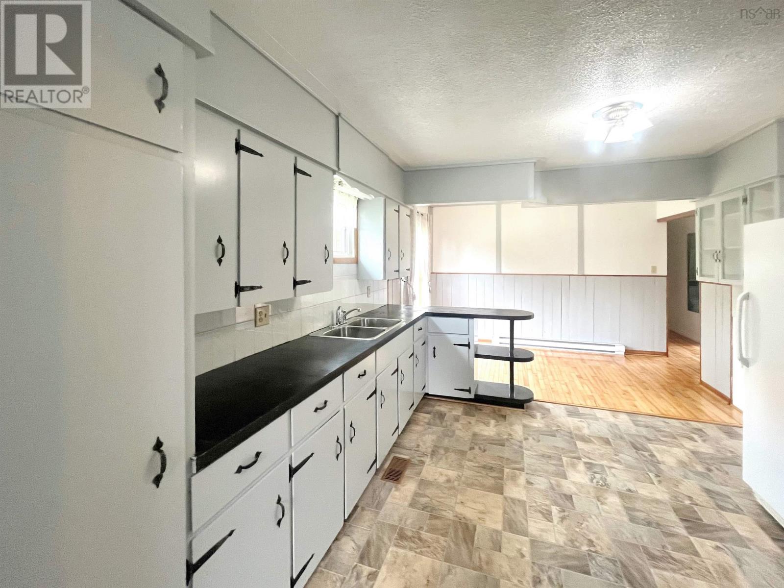 96 Landry Lane, Sampsonville, Nova Scotia  B0E 3B0 - Photo 12 - 202522757