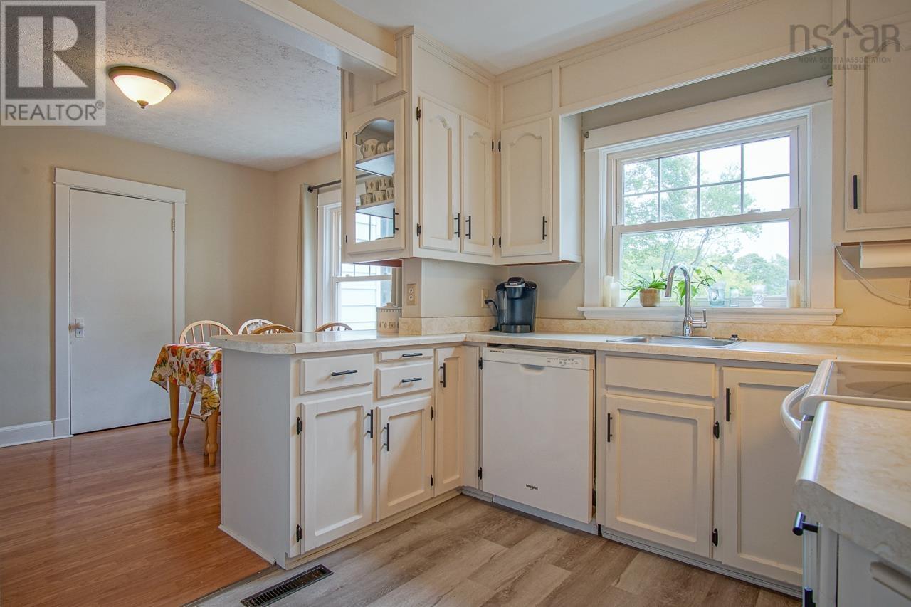 6 Comeau Avenue, Kentville, Nova Scotia  B4N 1P4 - Photo 8 - 202522790