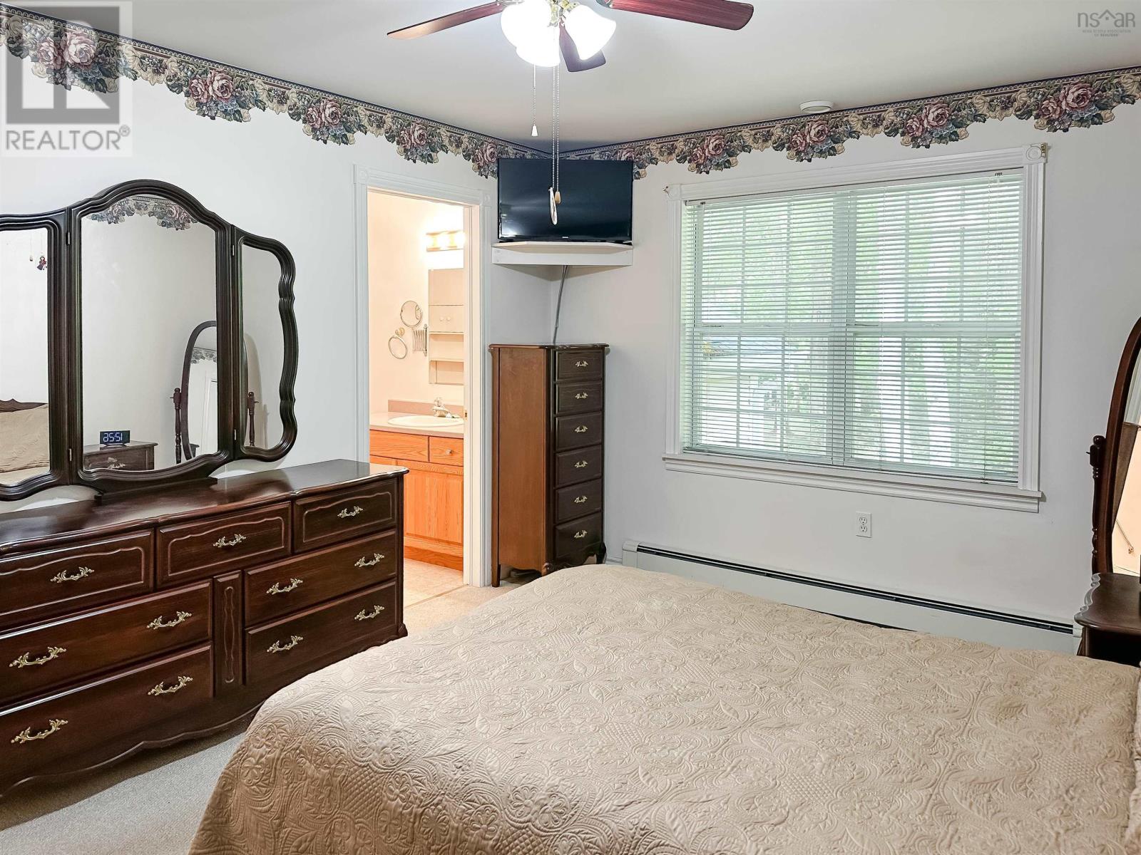 28 Bishop Avenue, New Minas, Nova Scotia  B4N 3N9 - Photo 25 - 202522966