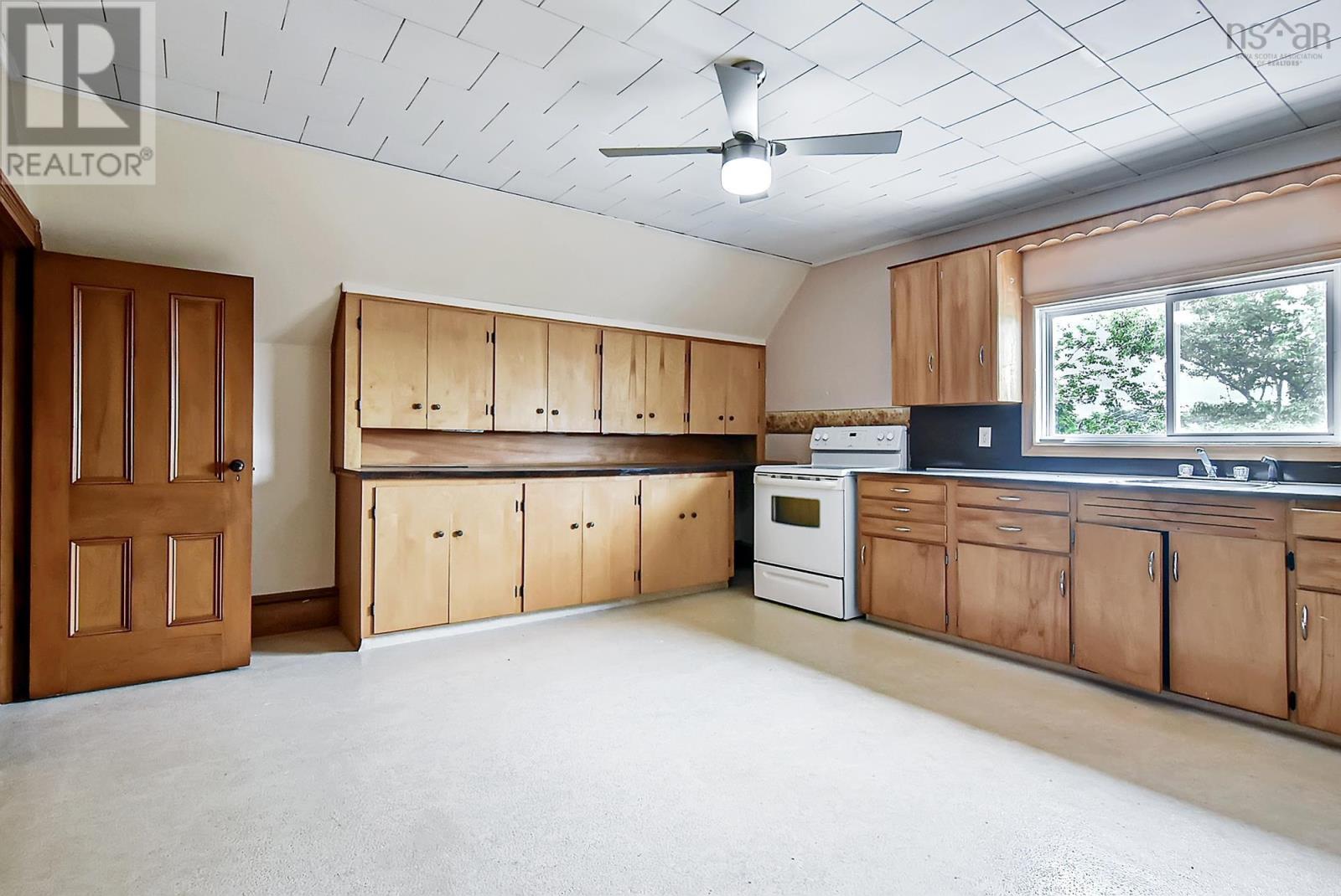 172, 184, 194 King Street, Windsor, Nova Scotia  B0N 2T0 - Photo 44 - 202522965