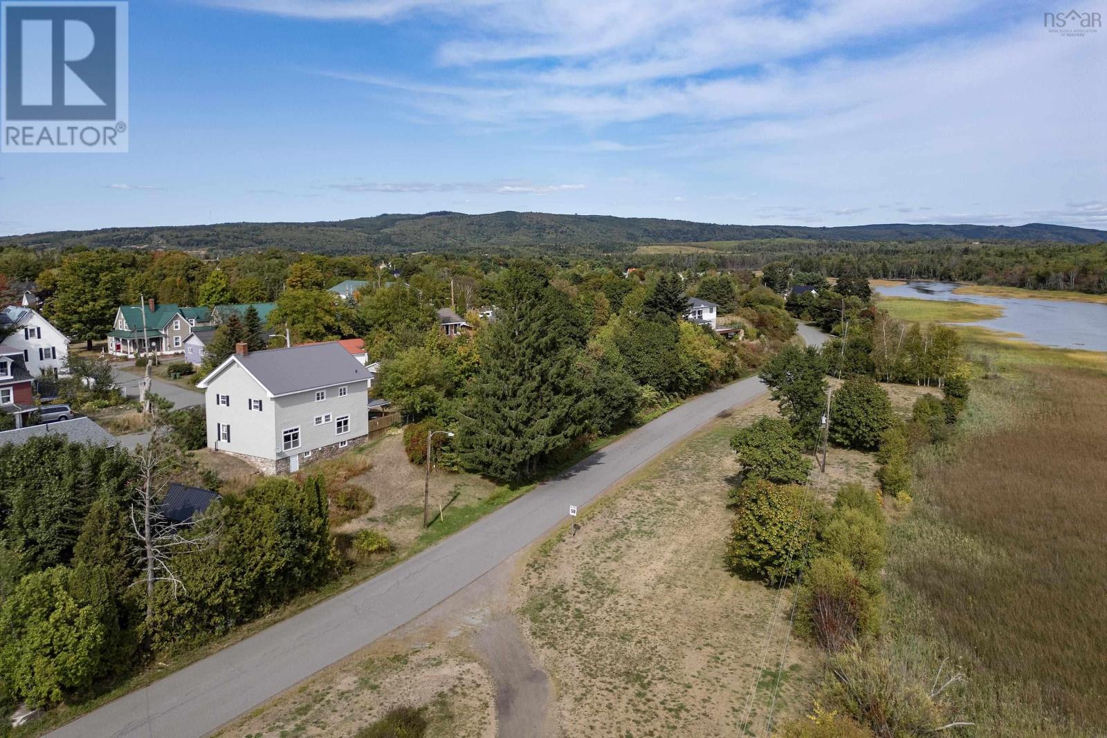 100 Spring Street, Parrsboro, Nova Scotia  B0M 1S0 - Photo 4 - 202522976