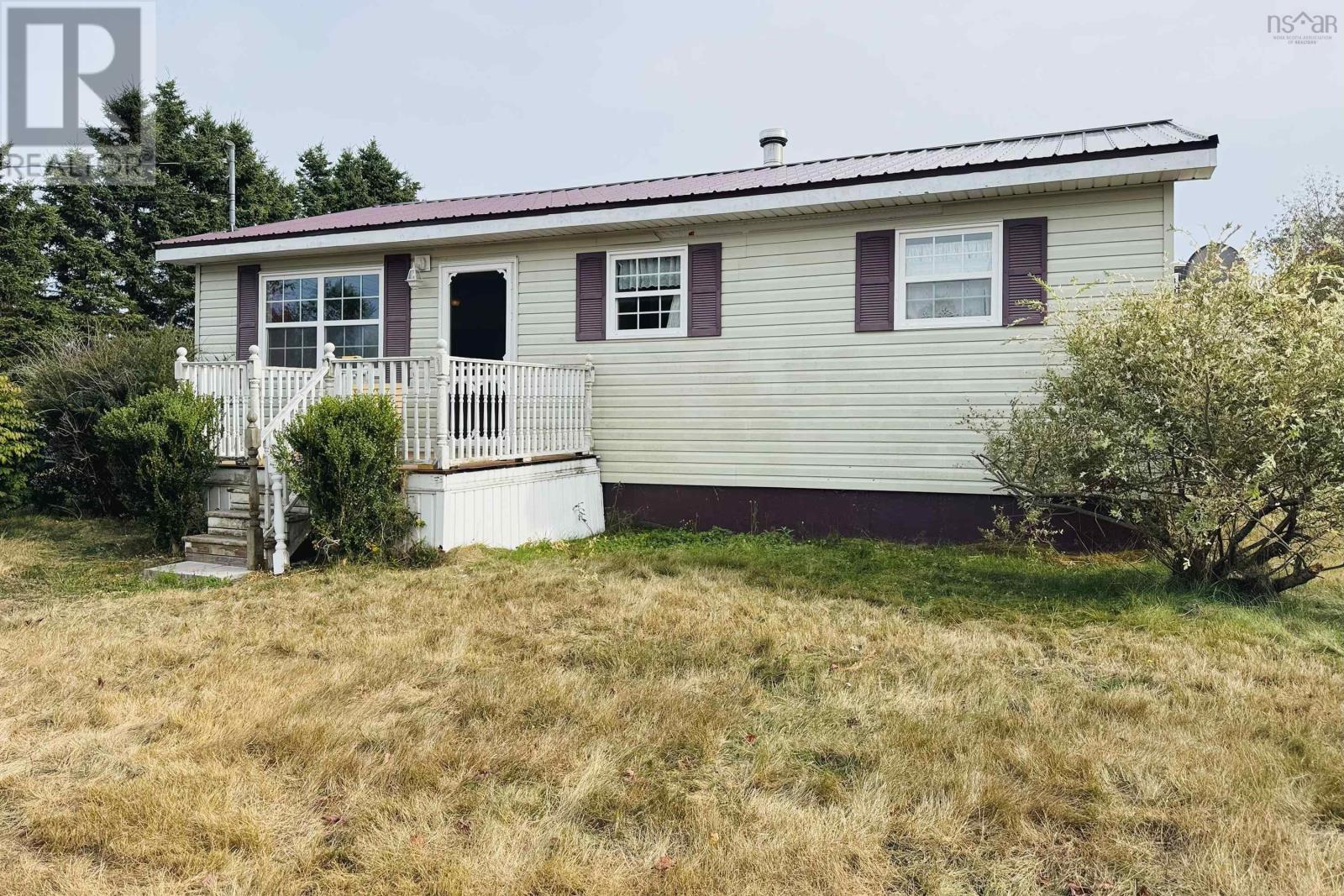 16 Maple Court, Parrsboro, Nova Scotia  B0M 1S0 - Photo 2 - 202523193